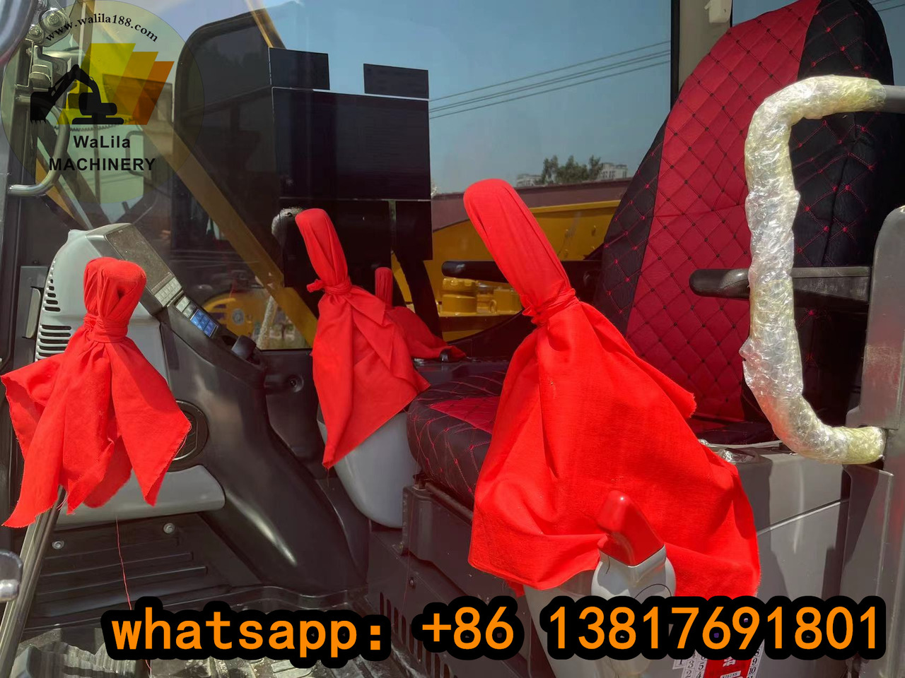 KOMATSU PC70-8 - Mini excavator: picture 2 KOMATSU PC70-8 - Mini excavator: picture 2