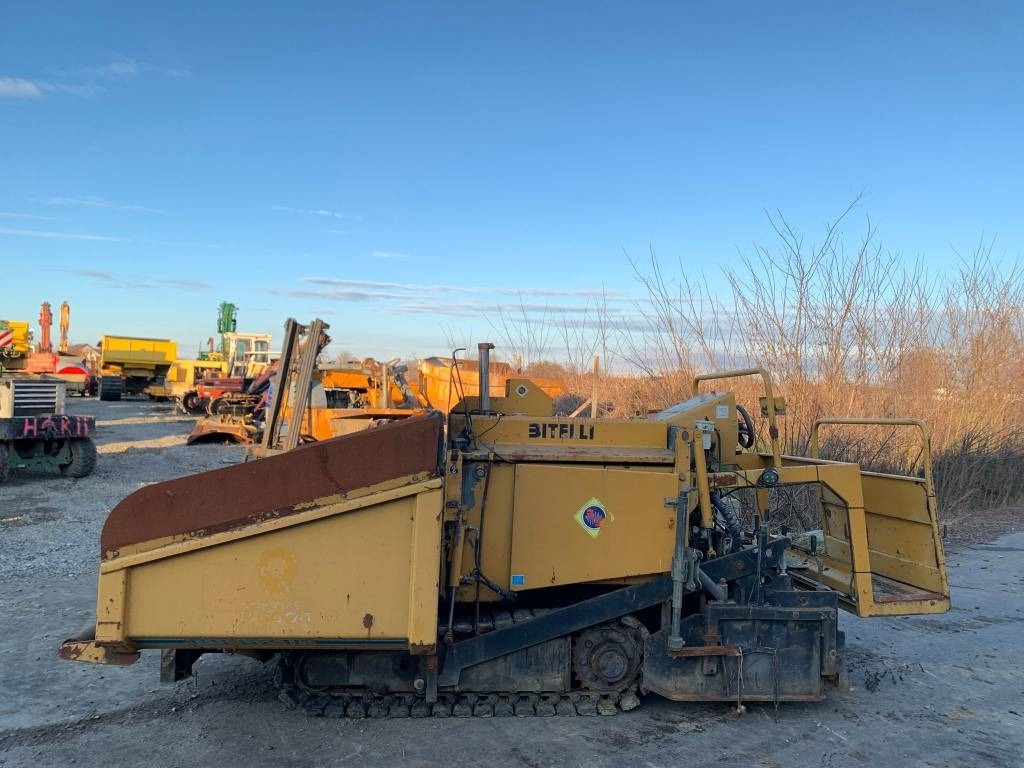 Bitelli BB 621 C  - Asphalt paver: picture 2 Bitelli BB 621 C  - Asphalt paver: picture 2