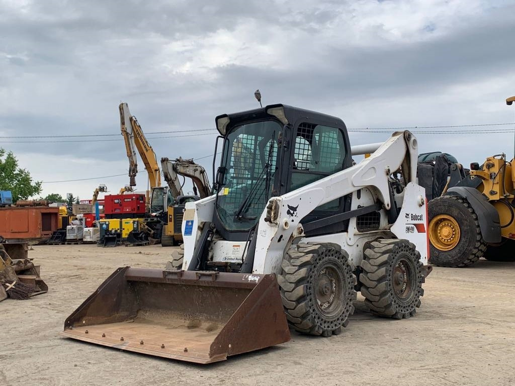 Bobcat S 740 - Skid steer loader: picture 1 Bobcat S 740 - Skid steer loader: picture 1