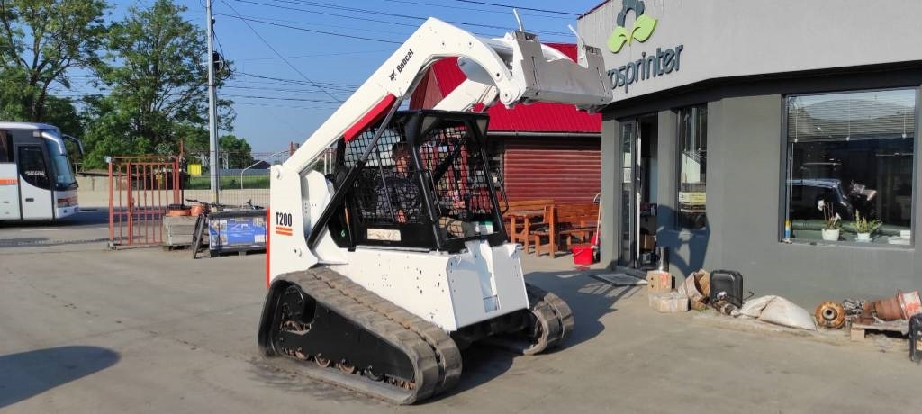Bobcat T 200 - Compact track loader: picture 2 Bobcat T 200 - Compact track loader: picture 2