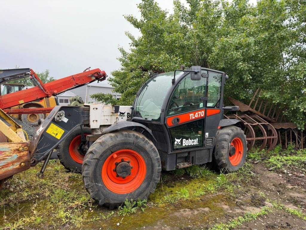 Bobcat TL 470 FOR PARTS OR COMPLETE - Telescopic handler: picture 1 Bobcat TL 470 FOR PARTS OR COMPLETE - Telescopic handler: picture 1