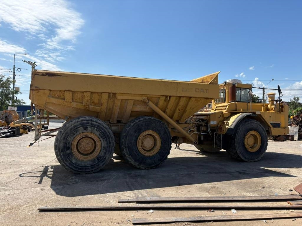CAT D 350 C - Articulated dump truck: picture 2 CAT D 350 C - Articulated dump truck: picture 2