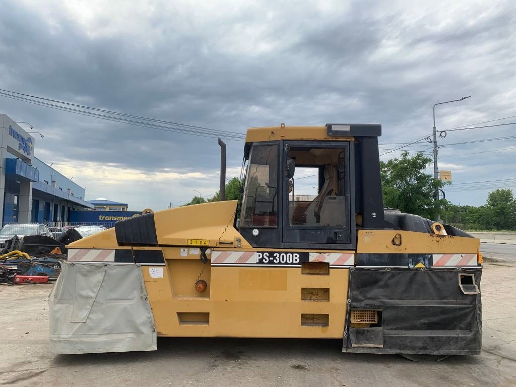 CAT PS 300 B - Pneumatic roller: picture 5 CAT PS 300 B - Pneumatic roller: picture 5
