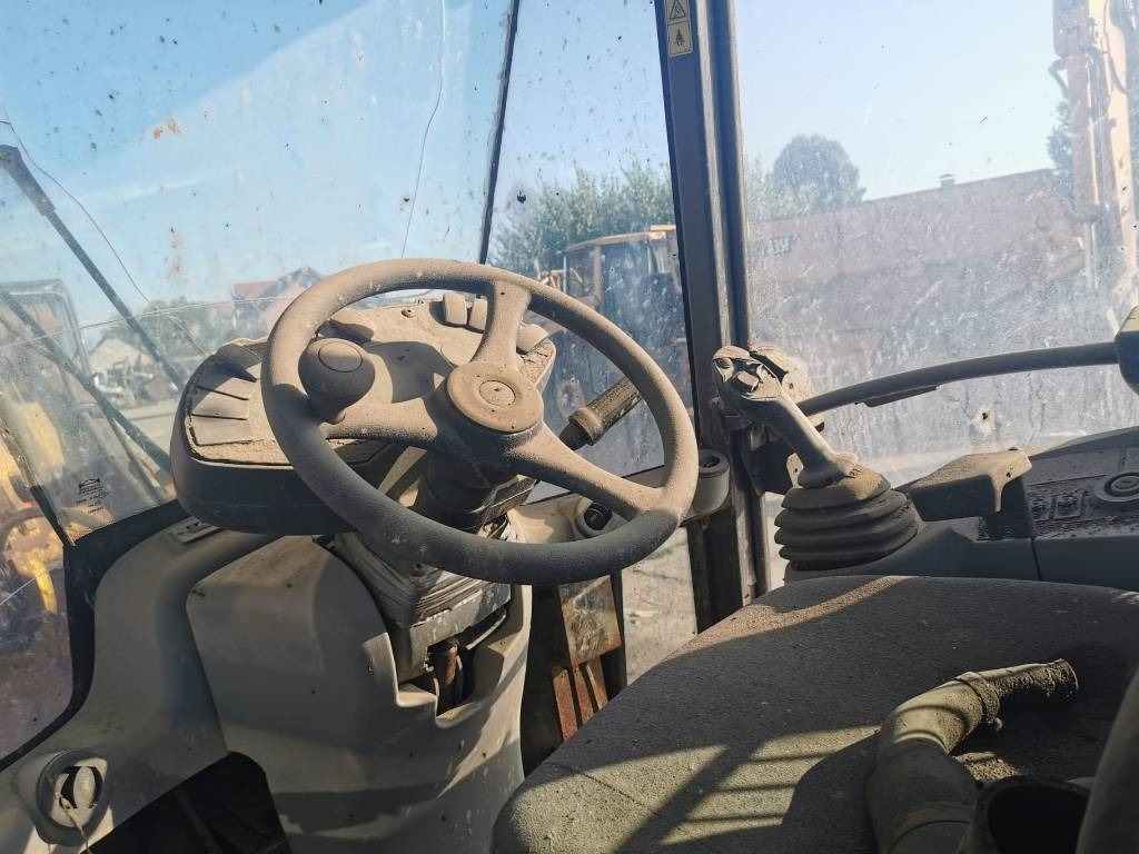 CAT TH 360 B - Telescopic handler: picture 3 CAT TH 360 B - Telescopic handler: picture 3