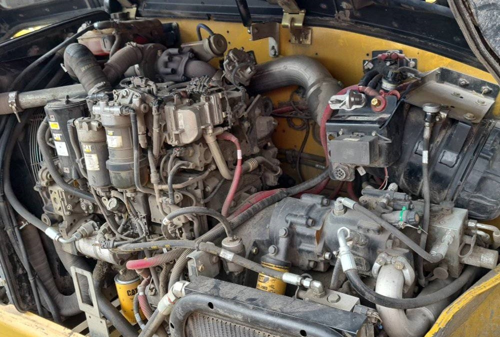 CAT TH 408 D - Telescopic handler: picture 4 CAT TH 408 D - Telescopic handler: picture 4