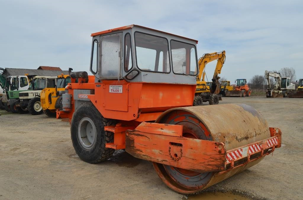 Hamm DV 08 - Compactor: picture 1 Hamm DV 08 - Compactor: picture 1