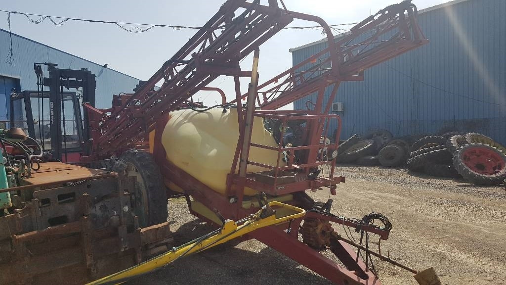 Hardi Commander 2200 - Trailed sprayer: picture 3 Hardi Commander 2200 - Trailed sprayer: picture 3