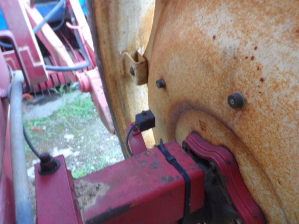 Hardi TZ2500 - Trailed sprayer: picture 4 Hardi TZ2500 - Trailed sprayer: picture 4