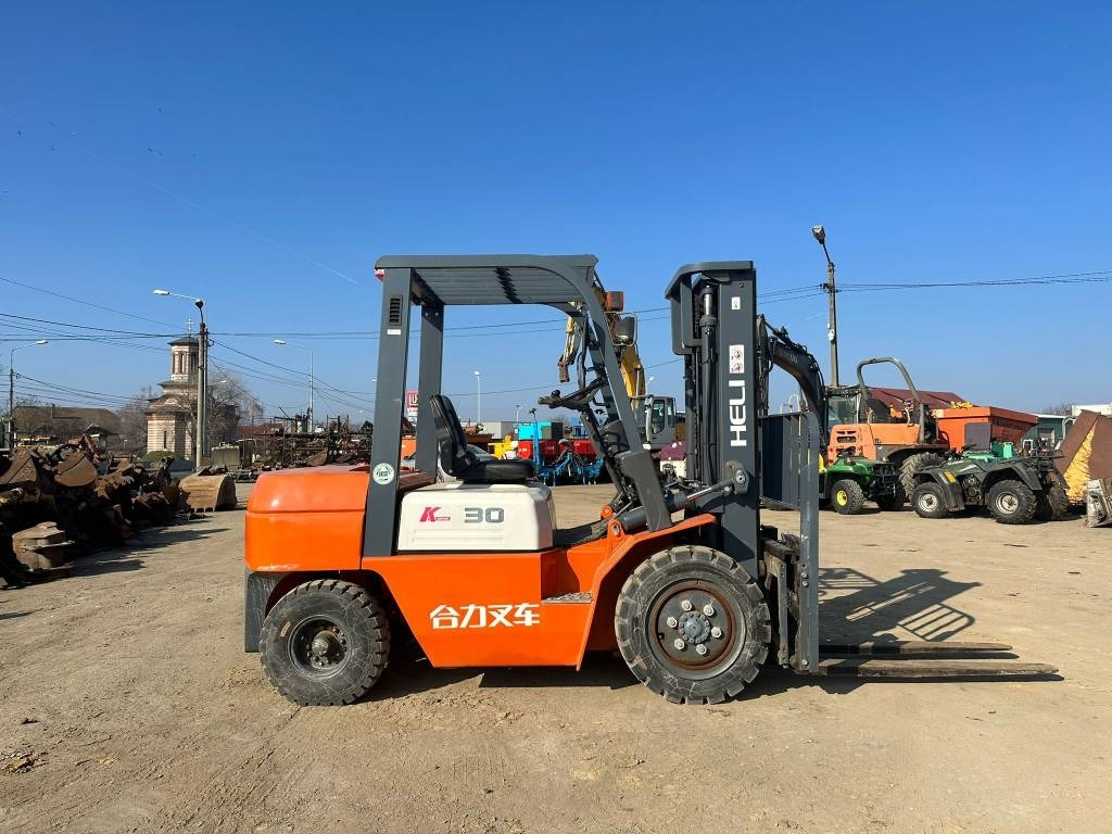 Heli CPD 30 - Diesel forklift: picture 4 Heli CPD 30 - Diesel forklift: picture 4