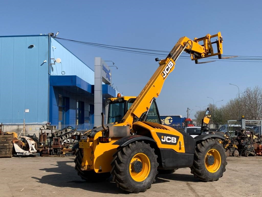 JCB 526-56 Agri - Telescopic handler: picture 3 JCB 526-56 Agri - Telescopic handler: picture 3