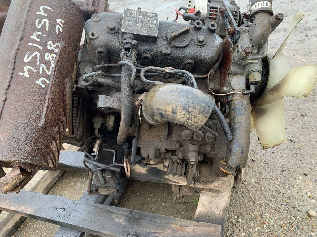 John Deere 3TNA72UJ ENGINE - Engine for Construction machinery: picture 1 John Deere 3TNA72UJ ENGINE - Engine for Construction machinery: picture 1
