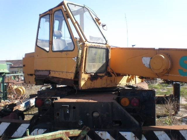 Kato 16T  - Mobile crane: picture 5 Kato 16T  - Mobile crane: picture 5