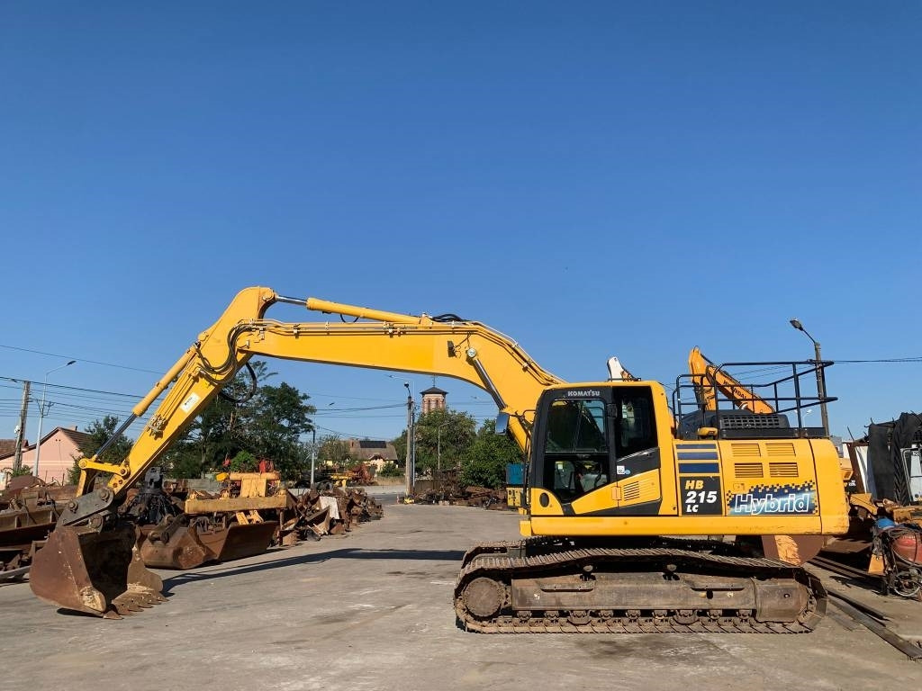 Crawler excavator Komatsu HB 215 LC-3: picture 6