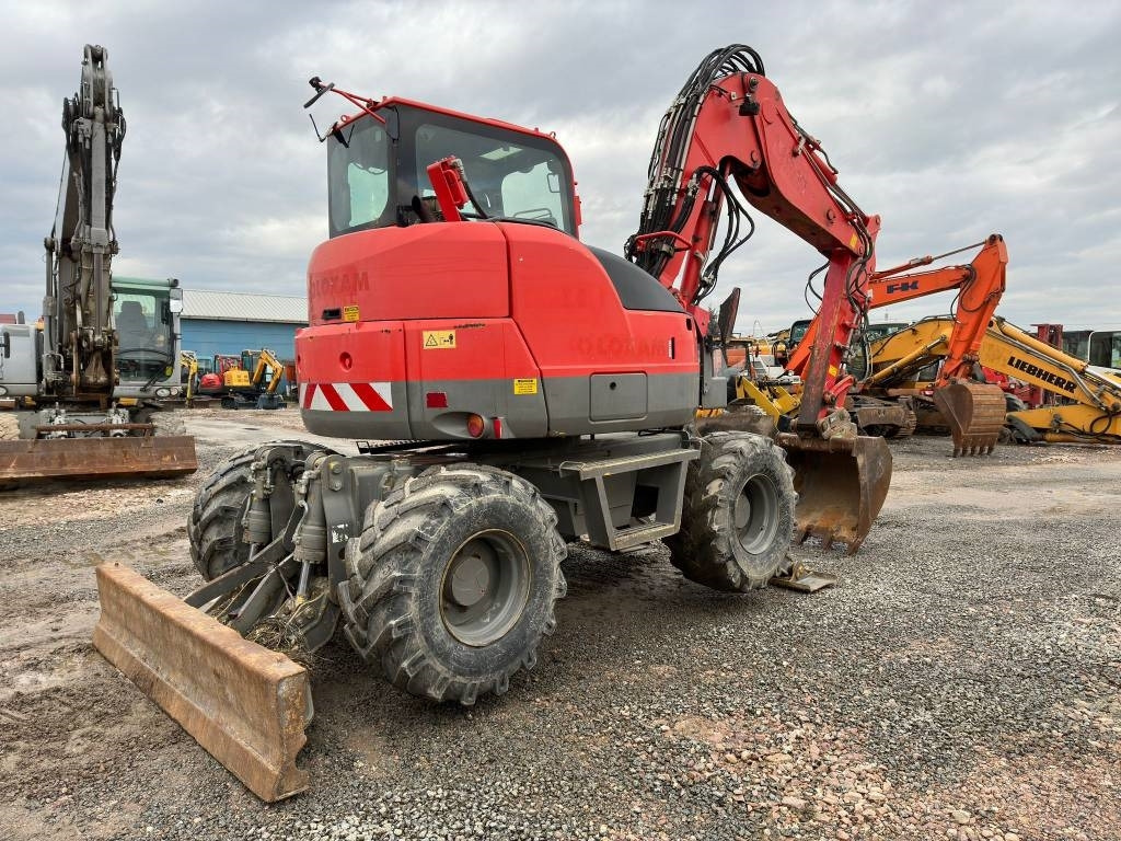 Komatsu PW98MR-8 - Wheel excavator: picture 5 Komatsu PW98MR-8 - Wheel excavator: picture 5