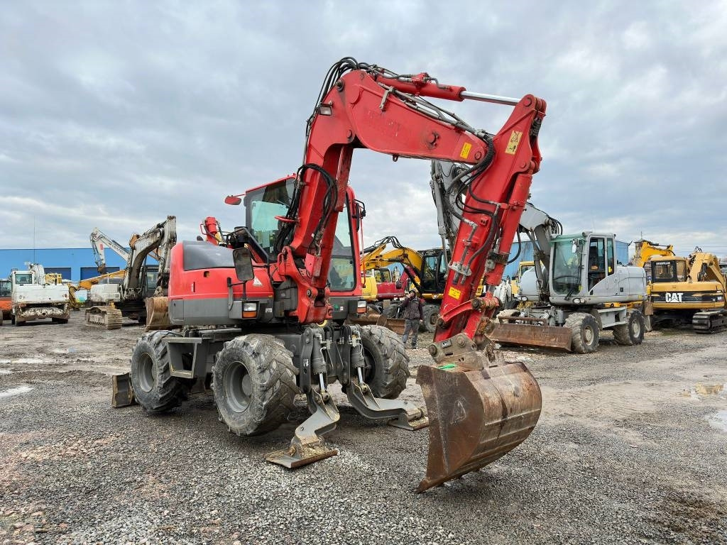 Komatsu PW98MR-8 - Wheel excavator: picture 2 Komatsu PW98MR-8 - Wheel excavator: picture 2