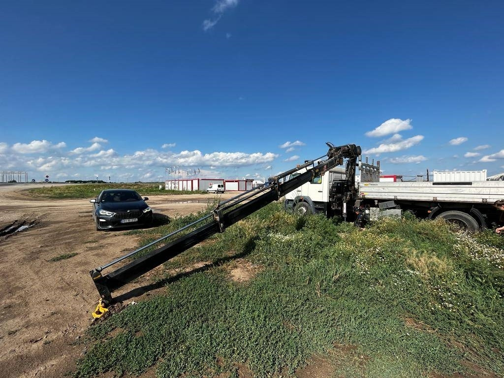 MAN LE 18.280 - Crane truck: picture 3 MAN LE 18.280 - Crane truck: picture 3