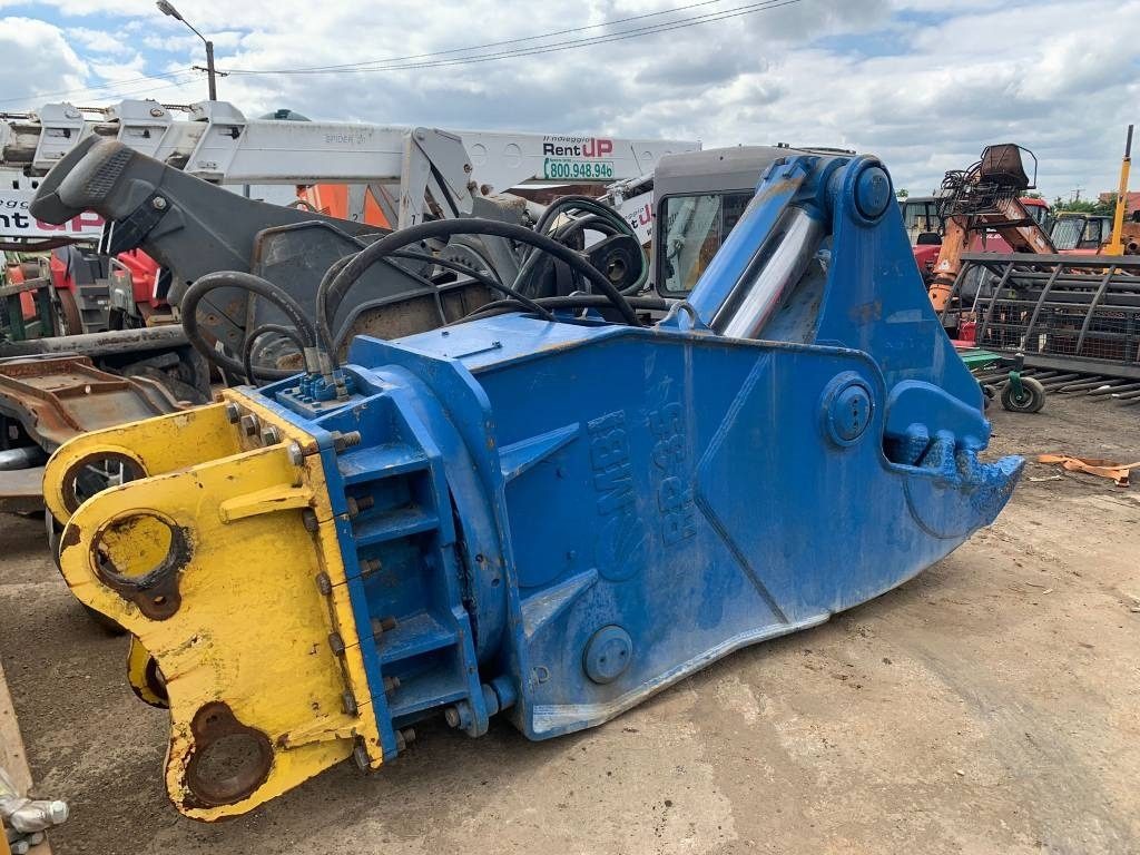 MBI RP35 - Demolition shears for Construction machinery: picture 1 MBI RP35 - Demolition shears for Construction machinery: picture 1
