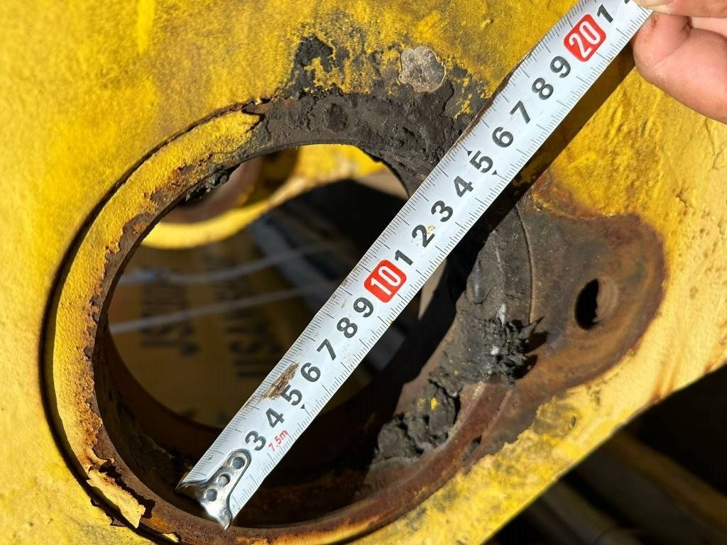 MBI RP35 - Demolition shears for Construction machinery: picture 4 MBI RP35 - Demolition shears for Construction machinery: picture 4