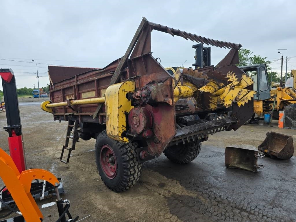 MIG 6A - Manure spreader: picture 3 MIG 6A - Manure spreader: picture 3