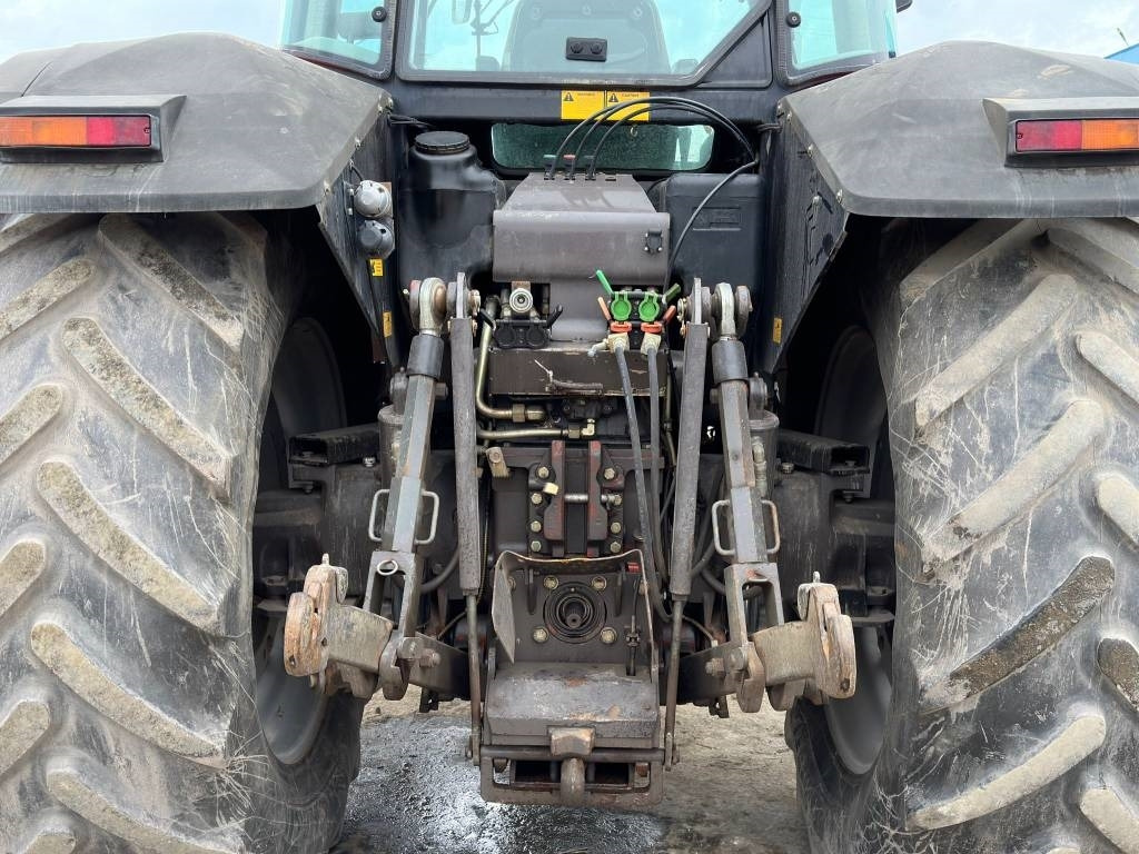 Massey Ferguson 8160 - Farm tractor: picture 4 Massey Ferguson 8160 - Farm tractor: picture 4