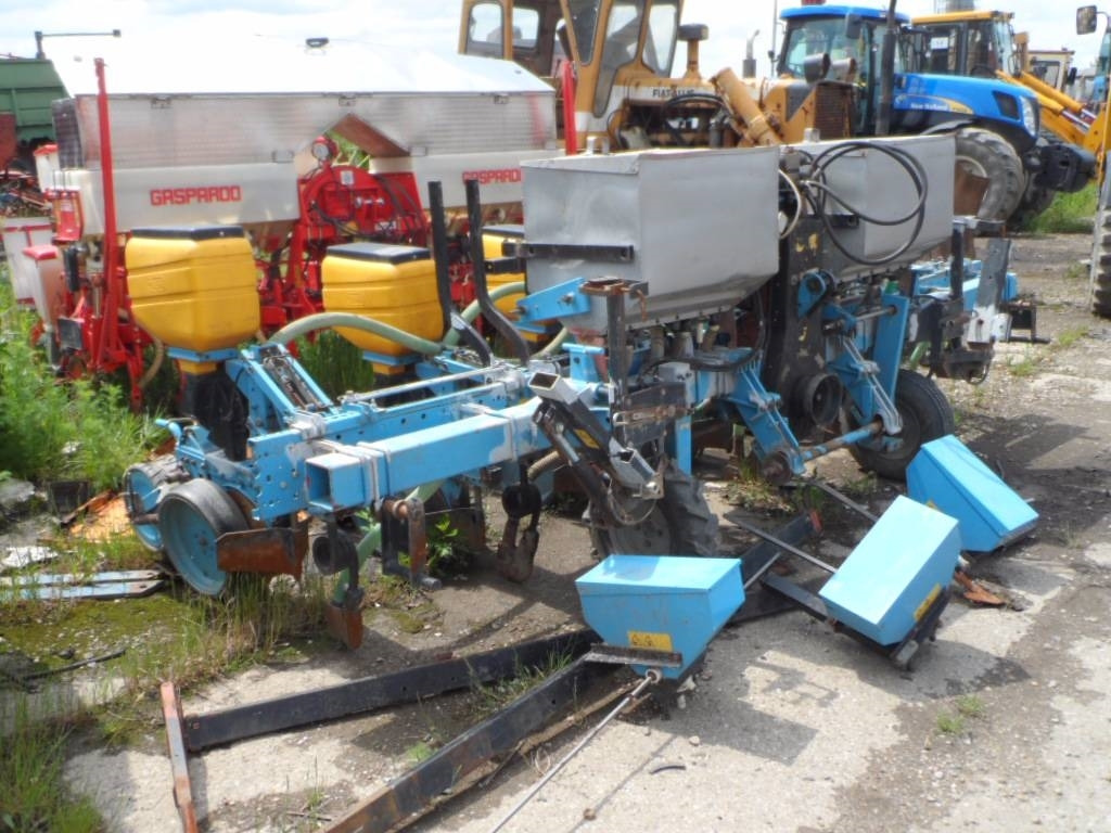 MaterMacc 6 - Precision seeder: picture 2 MaterMacc 6 - Precision seeder: picture 2