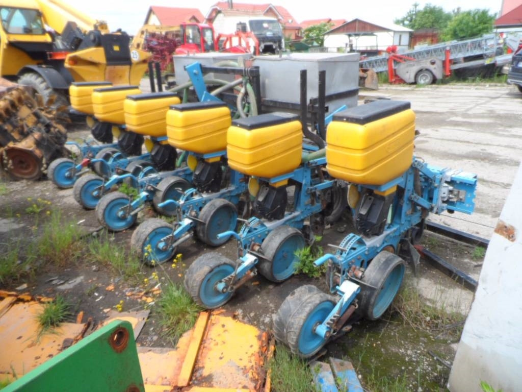 MaterMacc 6 - Precision seeder: picture 4 MaterMacc 6 - Precision seeder: picture 4