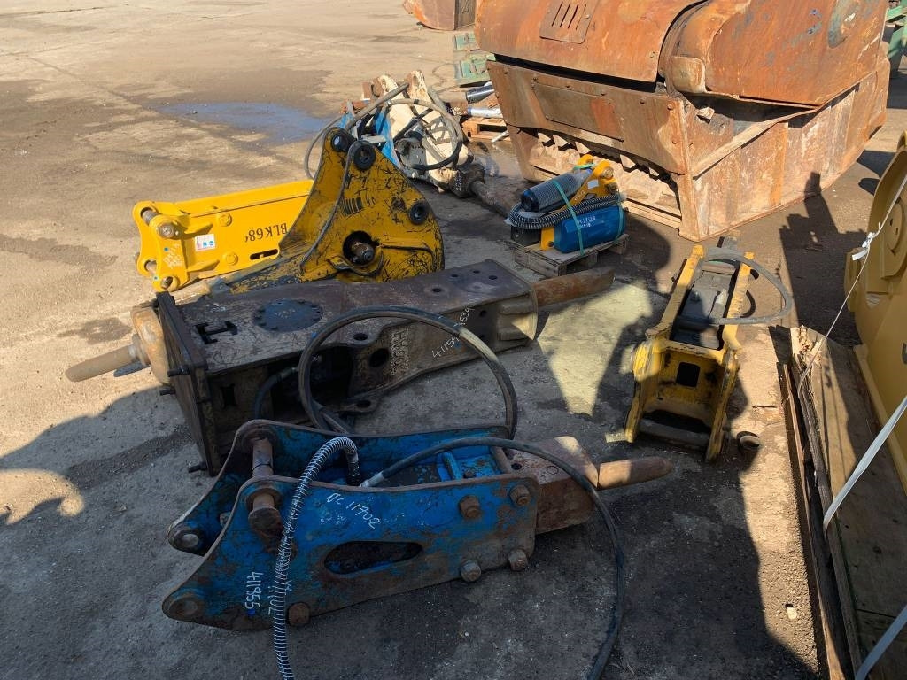 Mustang Different Types of Hammers - Hydraulic hammer for Construction machinery: picture 5 Mustang Different Types of Hammers - Hydraulic hammer for Construction machinery: picture 5