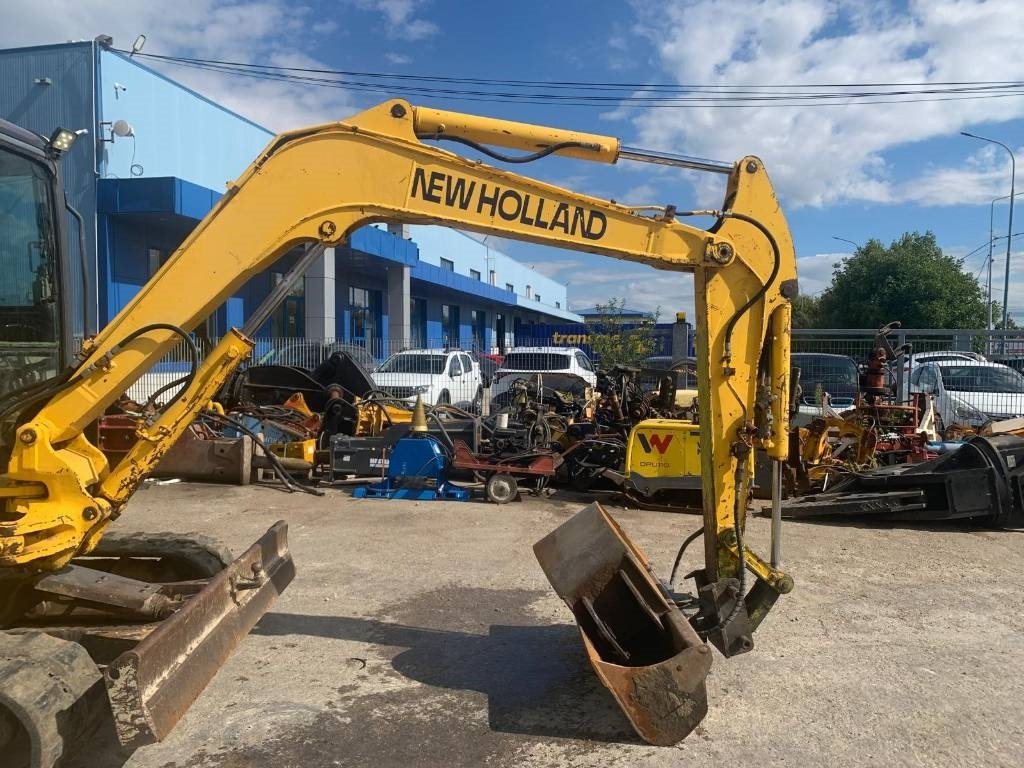 New Holland EH 45 - Mini excavator: picture 5 New Holland EH 45 - Mini excavator: picture 5