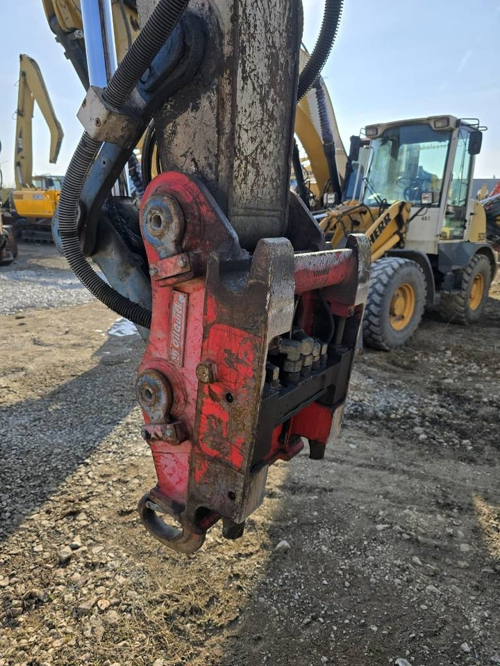 OilQuick OQ70-55 Quick Coupler - Quick coupler: picture 1 OilQuick OQ70-55 Quick Coupler - Quick coupler: picture 1