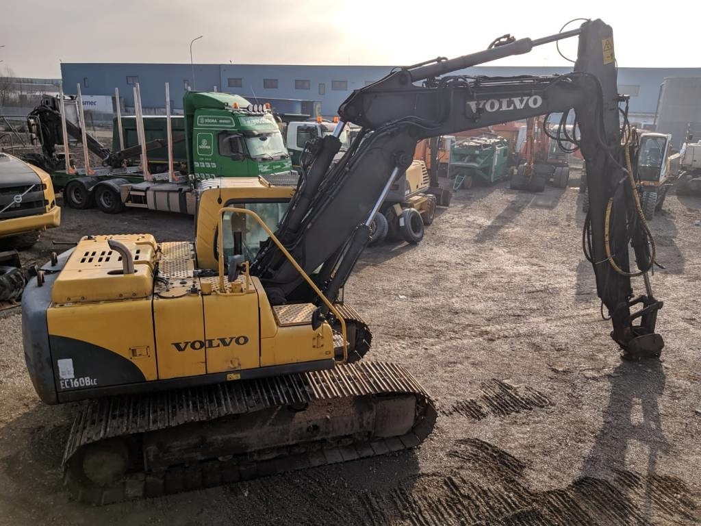 Crawler excavator Volvo EC 160 B LC: picture 6