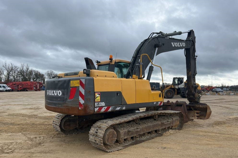 Volvo EC 220 DL - Crawler excavator: picture 3 Volvo EC 220 DL - Crawler excavator: picture 3