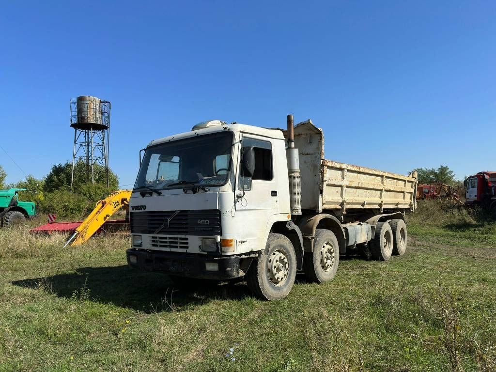 Volvo FL 10  - Tipper: picture 1 Volvo FL 10  - Tipper: picture 1