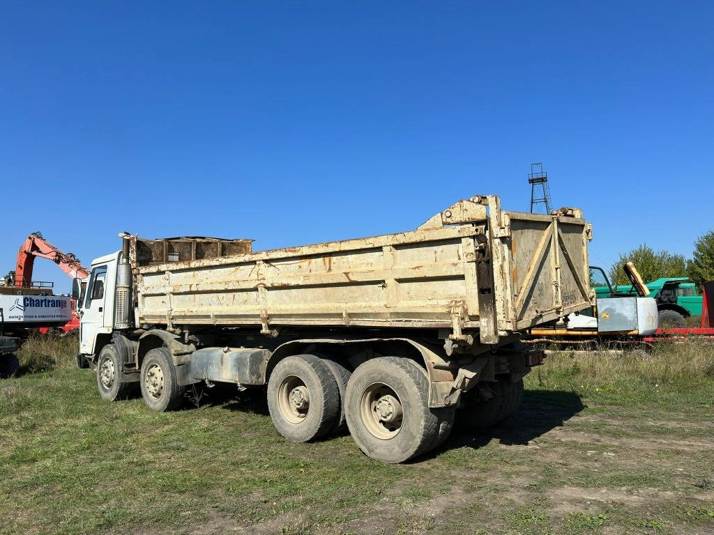 Volvo FL 10  - Tipper: picture 3 Volvo FL 10  - Tipper: picture 3