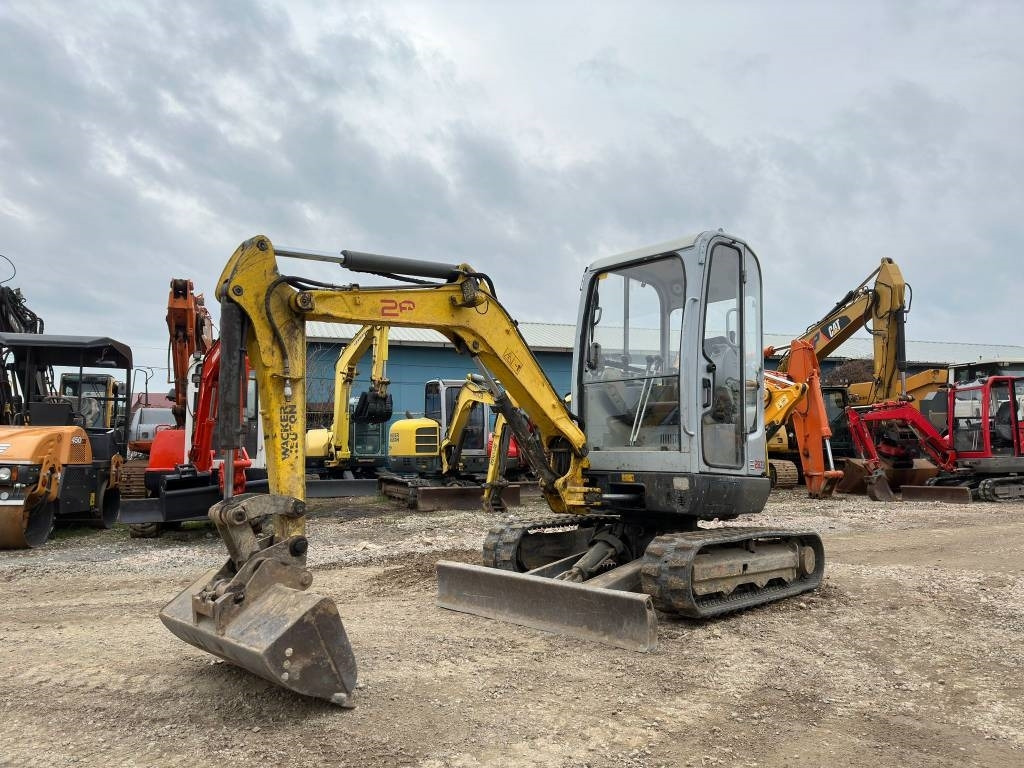 Wacker Neuson 28Z3RD  - Mini excavator: picture 1 Wacker Neuson 28Z3RD  - Mini excavator: picture 1
