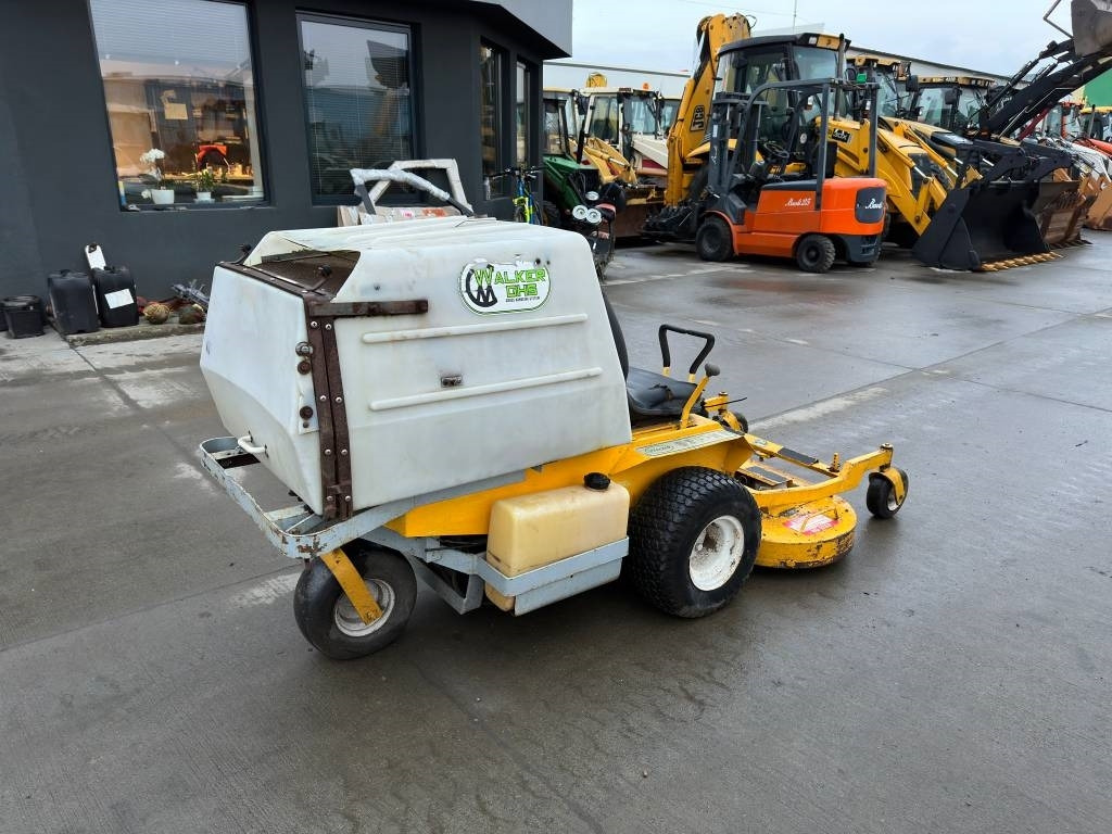 Walker MFG - Lawn mower: picture 2 Walker MFG - Lawn mower: picture 2