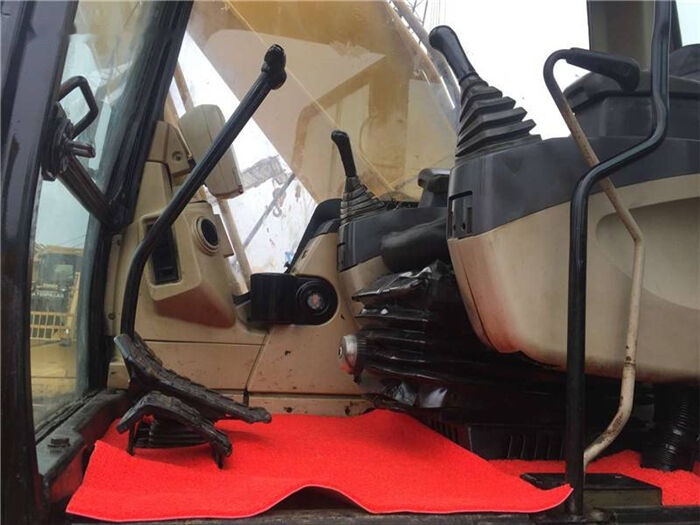 Caterpillar 325C - Crawler excavator: picture 5 Caterpillar 325C - Crawler excavator: picture 5