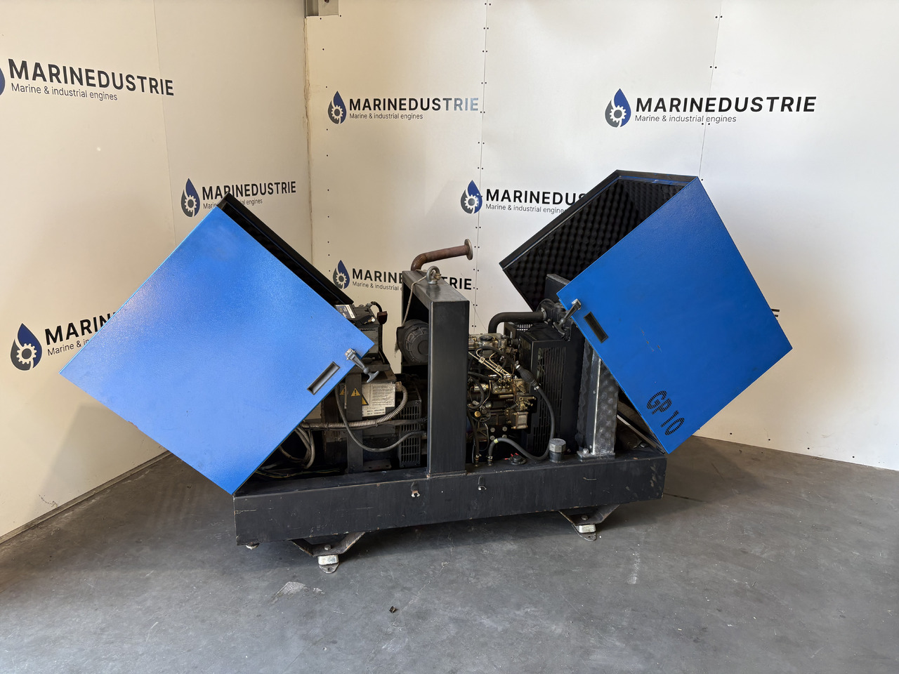 PERKINS 403C-11 11KVA Stamford - Generator set: picture 4 PERKINS 403C-11 11KVA Stamford - Generator set: picture 4