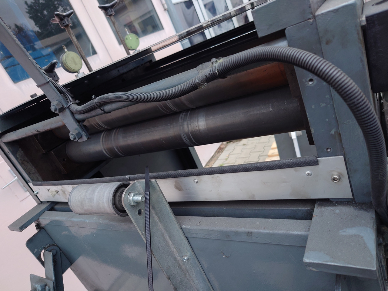 Hego Querteilanlage cut-to-length unit - Metalworking machinery: picture 2 Hego Querteilanlage cut-to-length unit - Metalworking machinery: picture 2