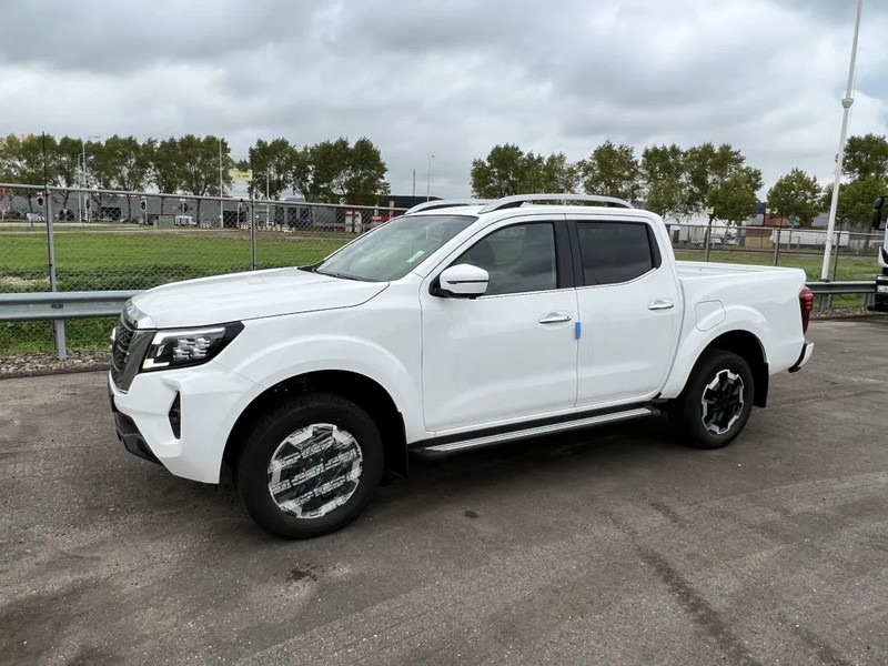 Nissan Navara 4x4 2.5 D Double Cab - LE Plus - AUTOMATIC - FULL OPTIONS - EURO 2 - NEW!! - 3 UNITS - Pickup truck, Crew cab van: picture 1 Nissan Navara 4x4 2.5 D Double Cab - LE Plus - AUTOMATIC - FULL OPTIONS - EURO 2 - NEW!! - 3 UNITS - Pickup truck, Crew cab van: picture 1
