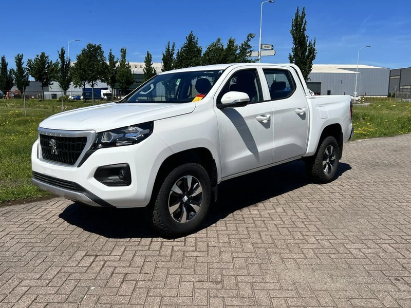 New Pickup truck, Crew cab van Peugeot Landtrek x4 1.9D 150 HP PREMIUM Double Cab 4x4 - NEW!! 60 UNITS directly available!!!: picture 1
