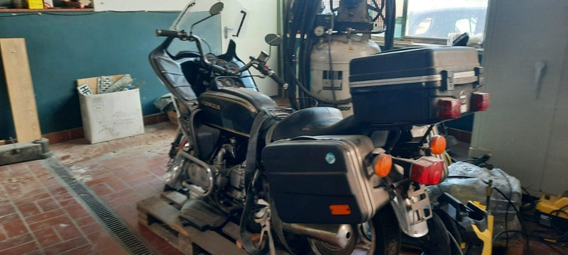 Honda GL 2 Goldwing - Motorcycle: picture 2 Honda GL 2 Goldwing - Motorcycle: picture 2