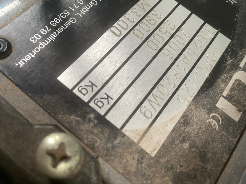 Hyundai D25 - Diesel forklift: picture 5 Hyundai D25 - Diesel forklift: picture 5