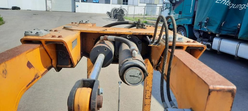 JCB Steinzange Kinshofer - Clamp: picture 3 JCB Steinzange Kinshofer - Clamp: picture 3