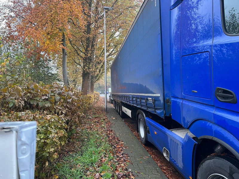 Krone SD Plane Spriegel - Curtainsider semi-trailer: picture 4 Krone SD Plane Spriegel - Curtainsider semi-trailer: picture 4