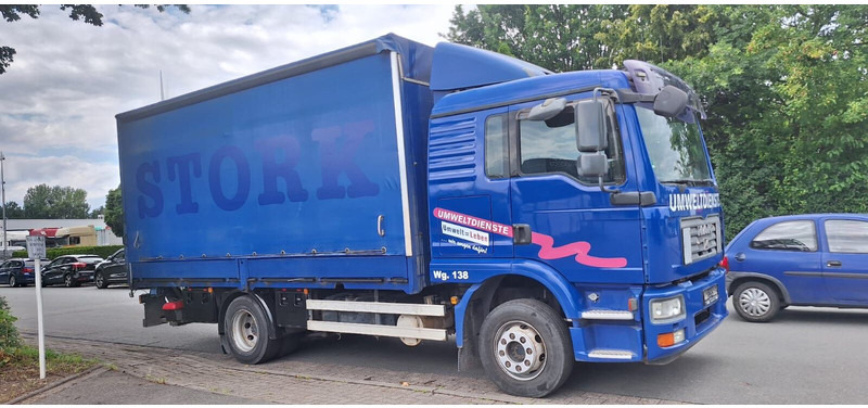 MAN 12.250 TGM - Curtain side truck: picture 3 MAN 12.250 TGM - Curtain side truck: picture 3