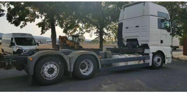 MAN 26.440 TGA BDF 6x2 German Truck - Cab chassis truck: picture 5 MAN 26.440 TGA BDF 6x2 German Truck - Cab chassis truck: picture 5