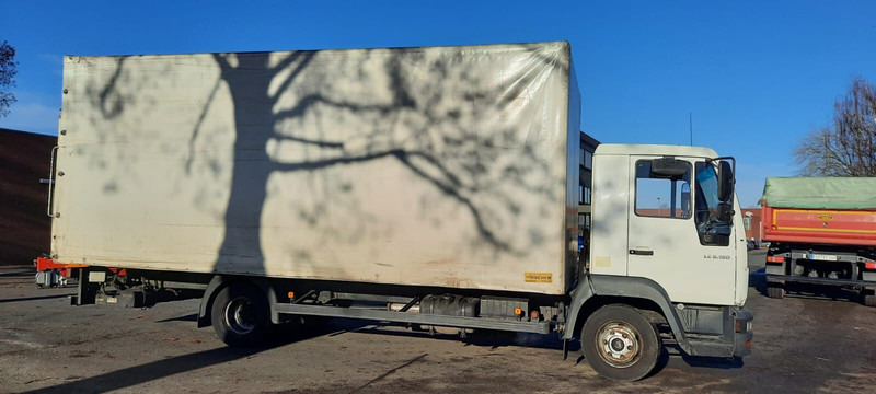 MAN L2000 - Box truck: picture 2 MAN L2000 - Box truck: picture 2