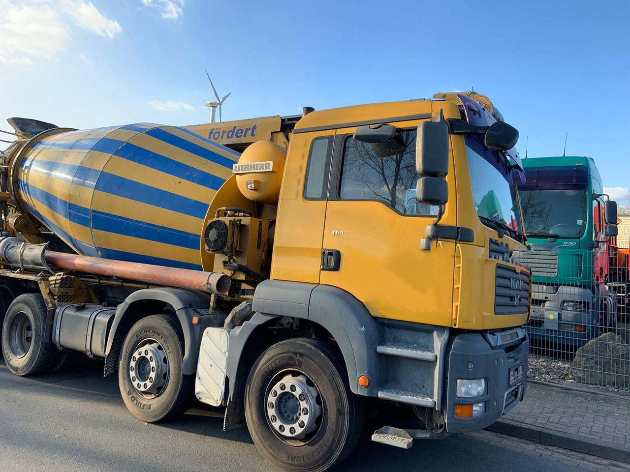 MAN TGA35.360PS 8x4 Mischer+Förderband - Concrete mixer truck: picture 1 MAN TGA35.360PS 8x4 Mischer+Förderband - Concrete mixer truck: picture 1