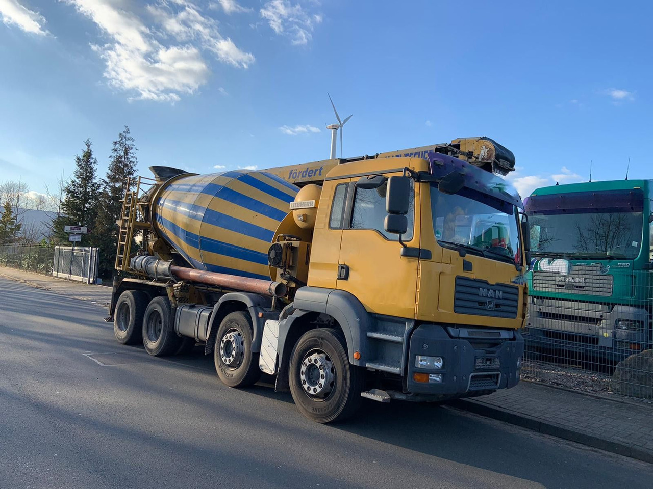 MAN TGA35.360PS 8x4 Mischer+Förderband - Concrete mixer truck: picture 4 MAN TGA35.360PS 8x4 Mischer+Förderband - Concrete mixer truck: picture 4