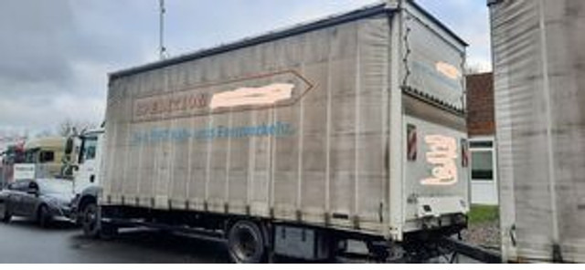 MAN TGM 12.250PS Plane/Spr.mit Anh. 120m3 - Curtain side truck: picture 3 MAN TGM 12.250PS Plane/Spr.mit Anh. 120m3 - Curtain side truck: picture 3